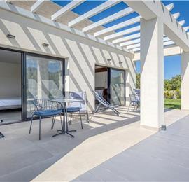 5 bedroom luxury seaside villa with indoor & outdoor pool, near Acharavi, sleeps 10